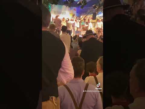 Frankfurter Oktoberfest by Jürgen Schreiter #frankfurt