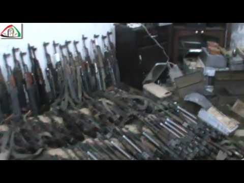 غنائم كتائب الجيش الحر بعد السيطرة على فرع الأمن السياسي في دير الزور