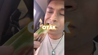 Download lagu Makan Otak-Otak, Gigi Patah! #otakotak #makan #makanan #foodie #klfoodie #malaysia #bazarramadan mp3