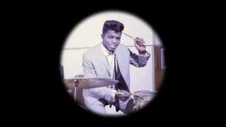 JAMES BROWN & THE FAMOUS FLAMES - Tell Me What You're Gonna Do - KING