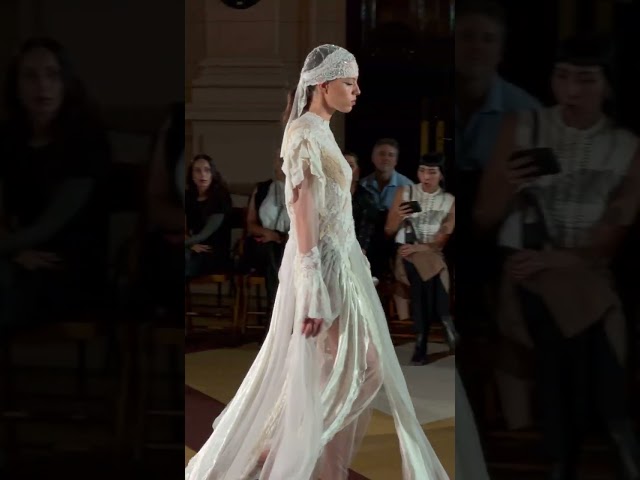 Julia Cassieri, estudiante de Dise&ntilde;o de Moda UP, present&oacute; sus dise&ntilde;os en Argentina Fashion Week