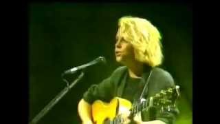 Downtown train by Mary Chapin Carpenter