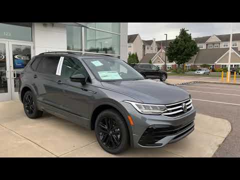 2022 VW Tiguan SE R-Line