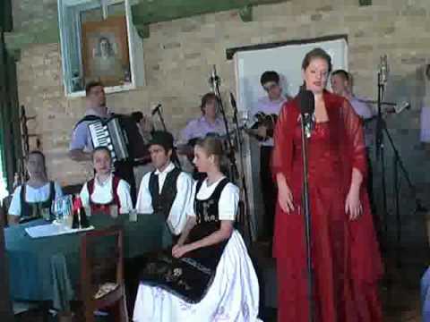 TS Djuvegije i SONJA ŠARIC - Višnjeve boje šal. (Hornjakov Salas, Sombor 2009)