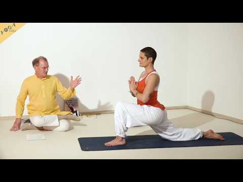 Halbmond-Pose - Yoga Asana Lexikon