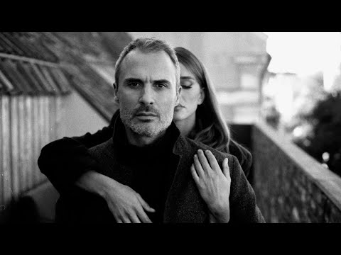 MANTAS – Dviese ant stogo