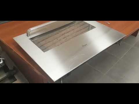 Замена стекла двери электрической духовки Whirlpool в официальном сервисном центре DM мастером СЦ