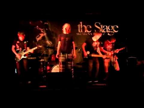 Fragmenty - Noční Motýl (živě v Praze 2012)
