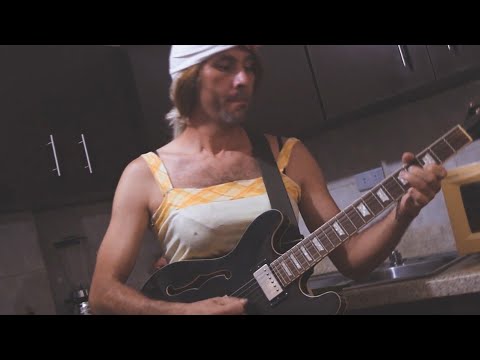 Acaset - Tu mama no sabe hacer arepa (Official Video)