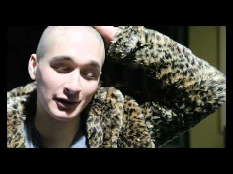 Y Ffug (Cyfweliad gig Ochr 1 2013)