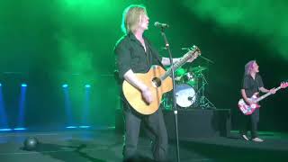 Goo Goo Dolls “Over and Over” live