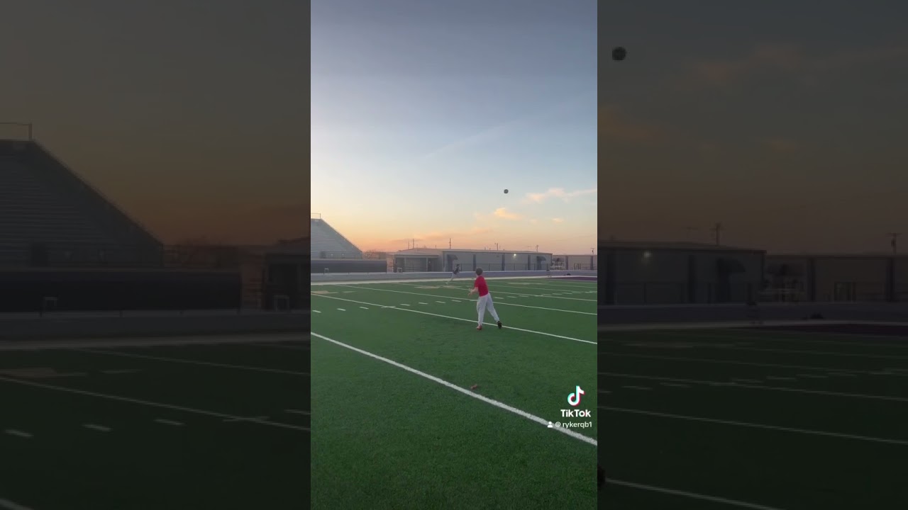 Ryker Johnson putting work in!! @qbhitlist8814 @quarterbackmagazine