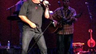 John Michael Montgomery Singing &quot;Cowboy Love&quot; and Shaking His Hips