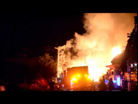 Buffalo FD 2nd Alarm - 597 Northland ave