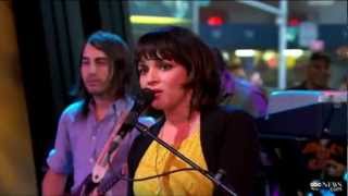 Norah Jones - Happy Pills (live @ GMA)