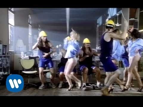 Mojinos Escozios - Mi Jefe (Videoclip)