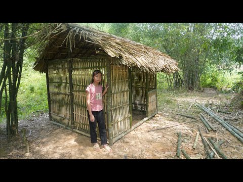 Full video TIMELAPSE : 12 year old orphan girl builds bamboo house in the forest - Start to finish