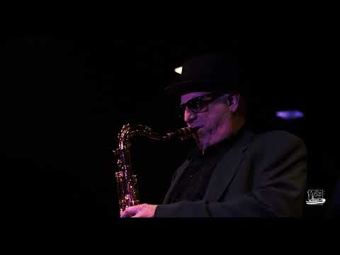 DOUG LAWRENCE & MASSIMO FARAÒ Trio