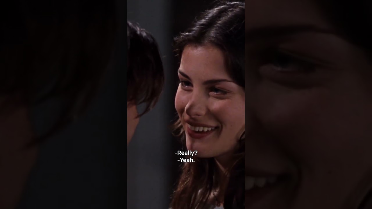 If you love good music, romance, and 90s vibes — this one’s for you 🎸💿 | Empire Records (1995)