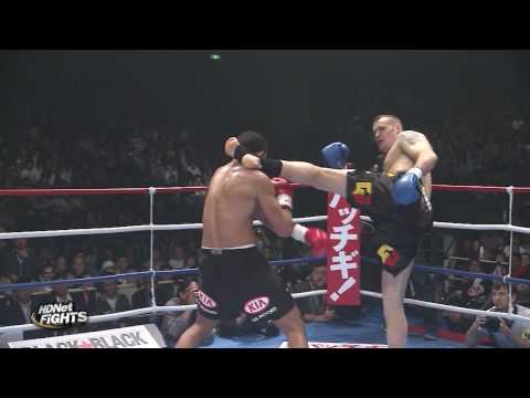 K-1 World Grand Prix 2009 Final: Badr Hari vs Semmy Schilt (HD)