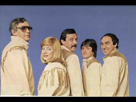 Novi fosili - SAMO MI SE JAVI