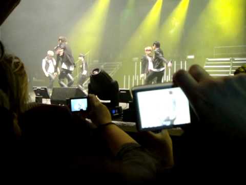 111205 United Cube London O2 Concert - Beast/B2ST  - Shock Fancam