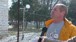 Сградата на бившия магазин "Марса" продължава да се руши