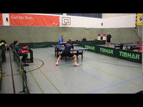 Martin Biolek - Kevin Eggers ( TTC Schwalbe Bergneustadt ) 16.11.2019: 7:11, 11:7, 10:12, 11:8, 11:9