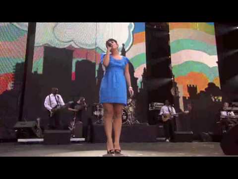 Lily Allen - Smile & LDN Live in London Concert for Diana [1080pHD]