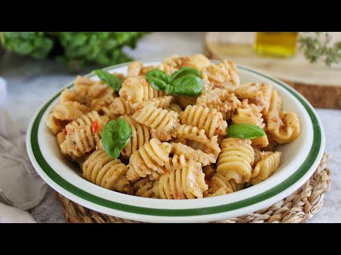 La pasta fredda più veloce e saporita dell'estate:  LA PASTA FREDDA ALLA CREMA DI POMODORI SECCHI