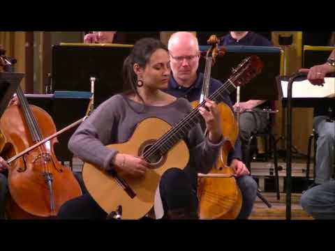 Concierto de Aranjuez by Joaquin Rodrigo. Anabel Montesinos, Guitar