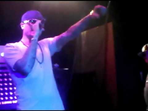 Club Dogo @Le male (Pr) 2/04/2011