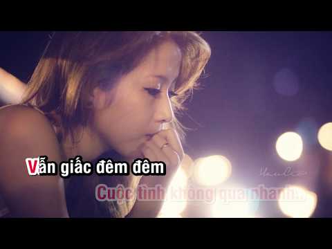 Thể hiện bởi Hương Giang