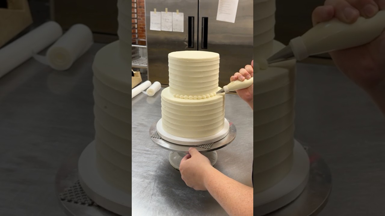 Which wedding cake was your favorite? #weddingcake #wedding #cakedecorating #cakeshorts #cakedesign