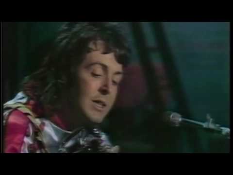 Paul McCartney & Wings — Yesterday  (Acoustic, 1973)