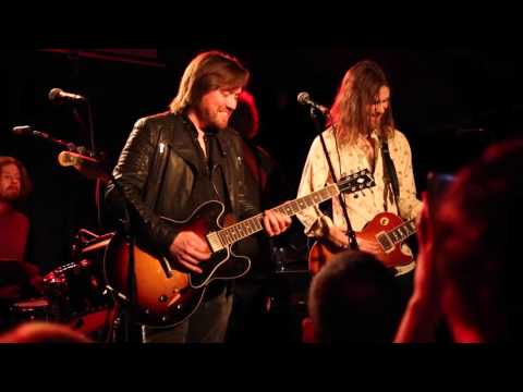 Low Riders - Wild One (Pre Vibe 2016)