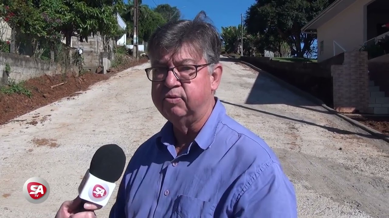 São João do Oeste inova em projetos para melhorar condições de trafegabilidade em estradas