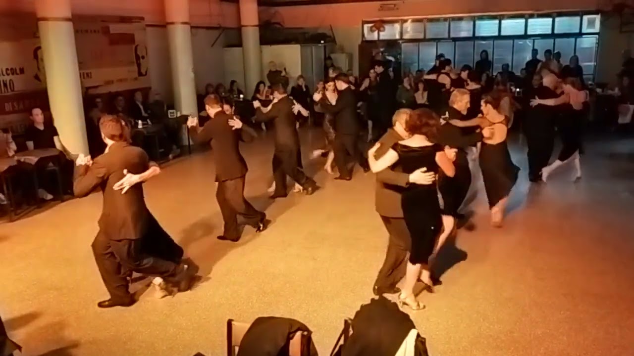 Grupo Coreográfico de Leandro Oliver y Laila Rezk en Fase Tango