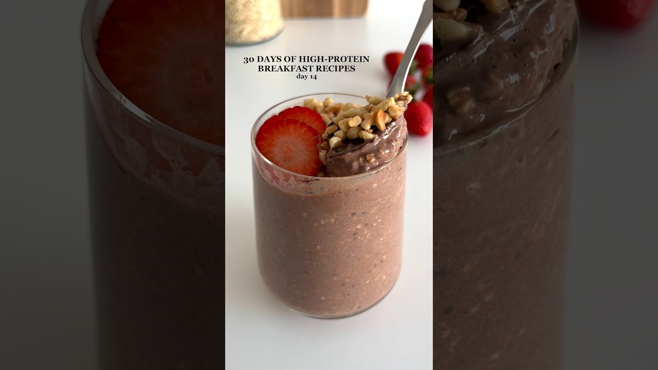 Ferrero Rocher Inspired Overnight Oats🤩 #healthyrecipes #highprotein #breakfastideas