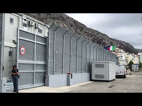 Italiens Asylzentren in Albanien sind aufnahmebereit