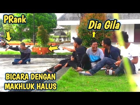 bicara-dengan-makhluk-halus-sudah-di-anggap-gila-terngakak-prank-indonesia