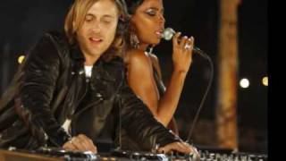 Kelly Rowland ft. David Guetta -- Commander (Radio Edit)
