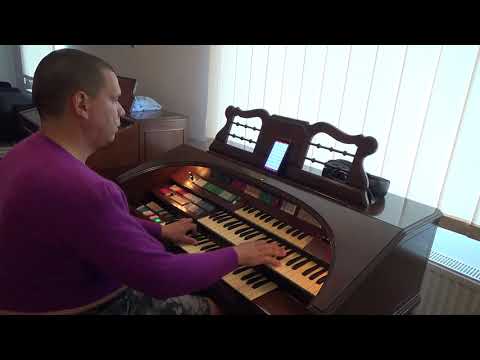 Al Re Dei Secoli - L'organista Bujor Florin Lucian suona su WurliTzer 630T Organo