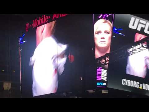 UFC 219 Holly Holm - LIVE Entrance