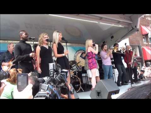 (HD) Hollie Cavanagh - "River Deep - Mountain High" - Homecoming
