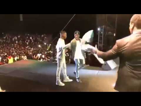 Dip Doundou Guiss & Osc’Art_Assiko en Live Assiko au Cices