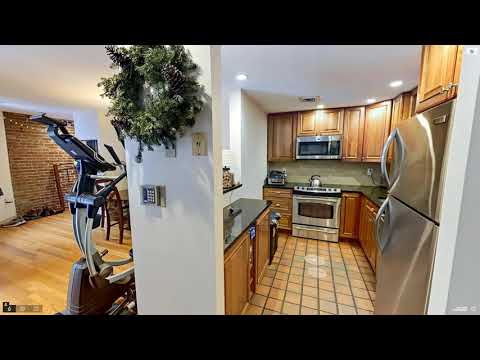 79 Gainsborough Street, Unit 405, Boston, MA - Presented by Lawrence Fisch