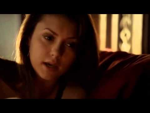 Vampire Diaries Season 5 Episode 3 Stefan almost burns in the daylight