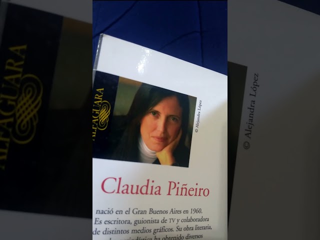 Vídeo relacionado con Tuya (Hispánica)