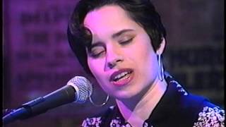 NATALIE MERCHANT - EAT FOR TWO / INTERVIEW - JON STEWART SHOW 1993